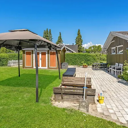 3 Bedroom Amazing In * Nysted